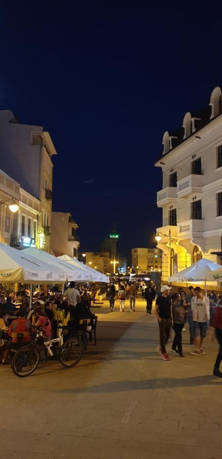 Апартаменты Piata Ovidiu Square Констанца Экстерьер фото