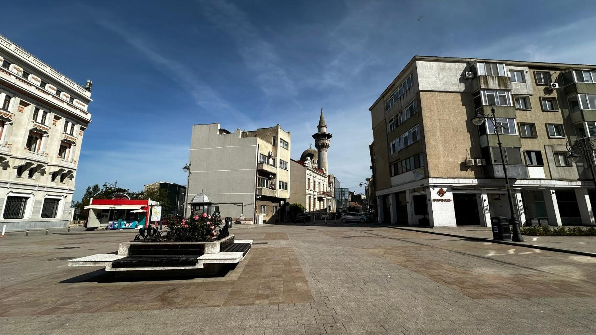 Апартаменты Piata Ovidiu Square Констанца Экстерьер фото